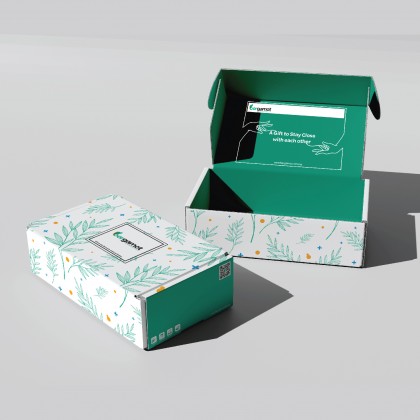 Family Essential Gift Box Family Essential Gift Box
